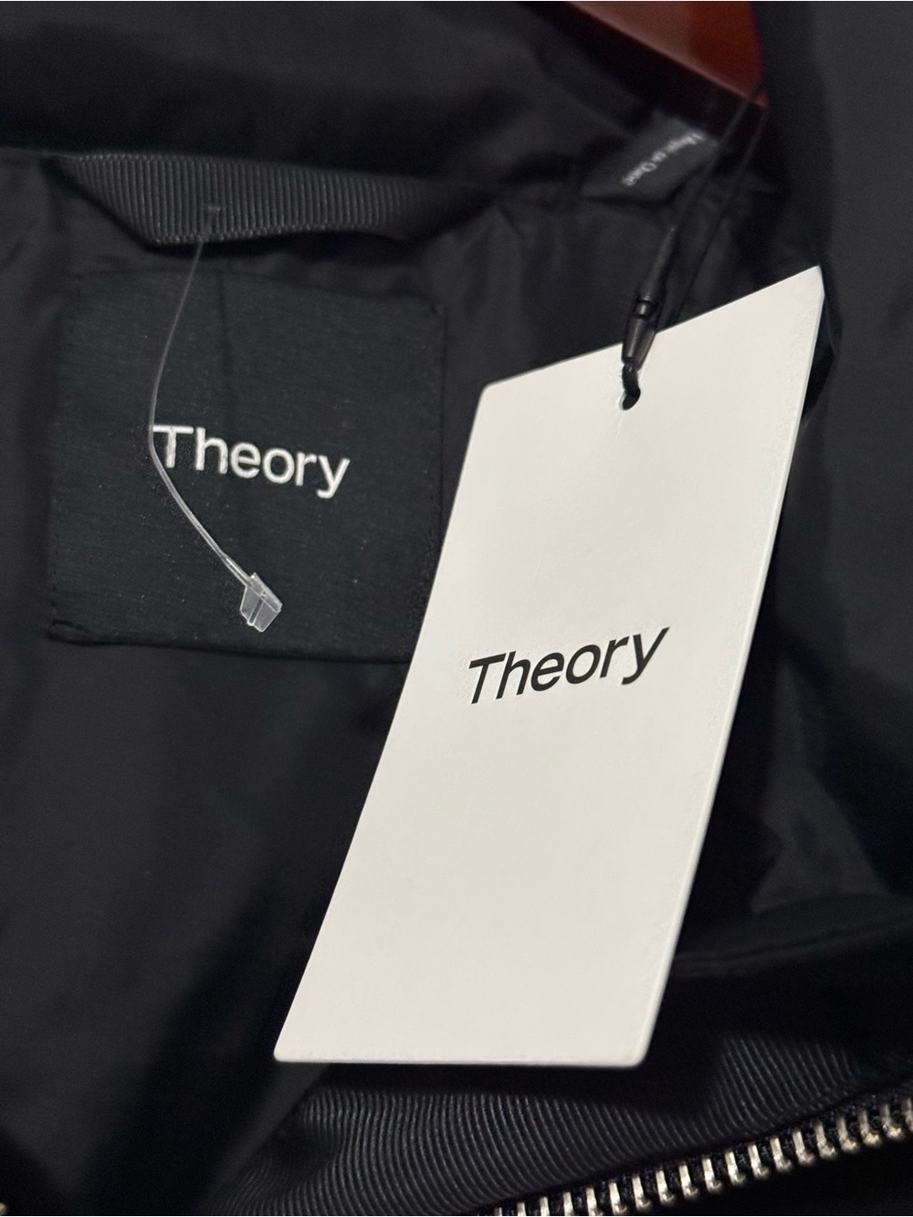 NWT Theory Shell Down Vest Black Size Medium Puffer Outerwear Renew Poly 2 - Picture 4 of 6